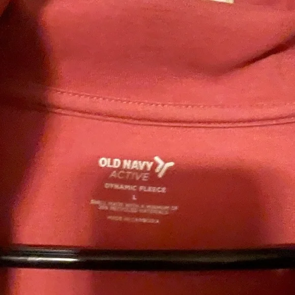 Old Navy Activewear top - Picture 5 of 7